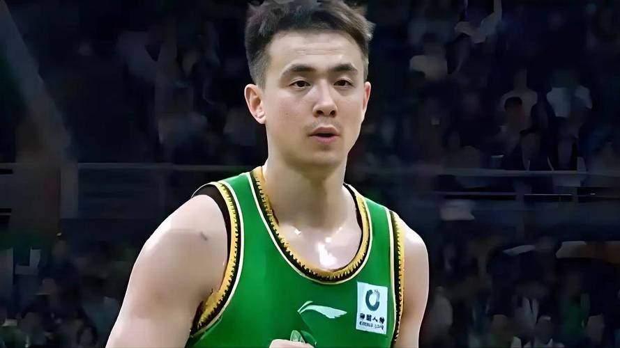 赵继伟谈伤情：有些拉伤好在不是断裂 球队让我恢复好再打