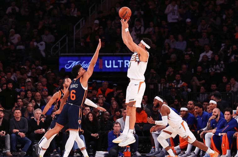 外线没开！布克三分球4中0拿到24分4板7助1断