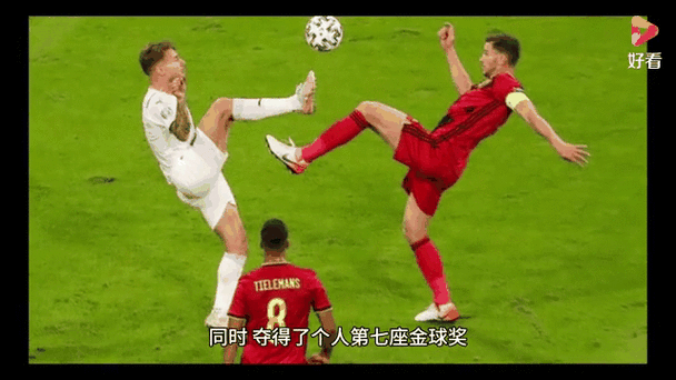 拦都拦不住！对手疑似肘击法尔肯，梅西出头“教育”阿根廷老乡